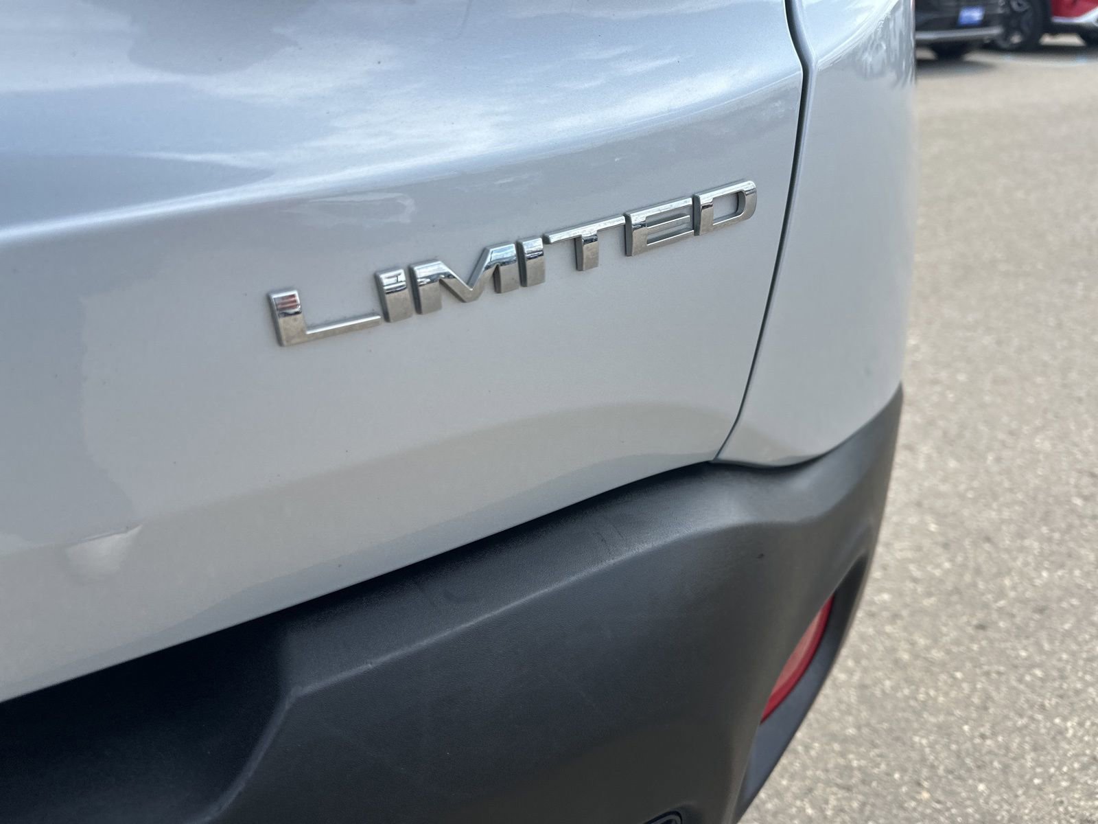 Used 2016 Jeep Renegade Limited AWD/4WD image 5
