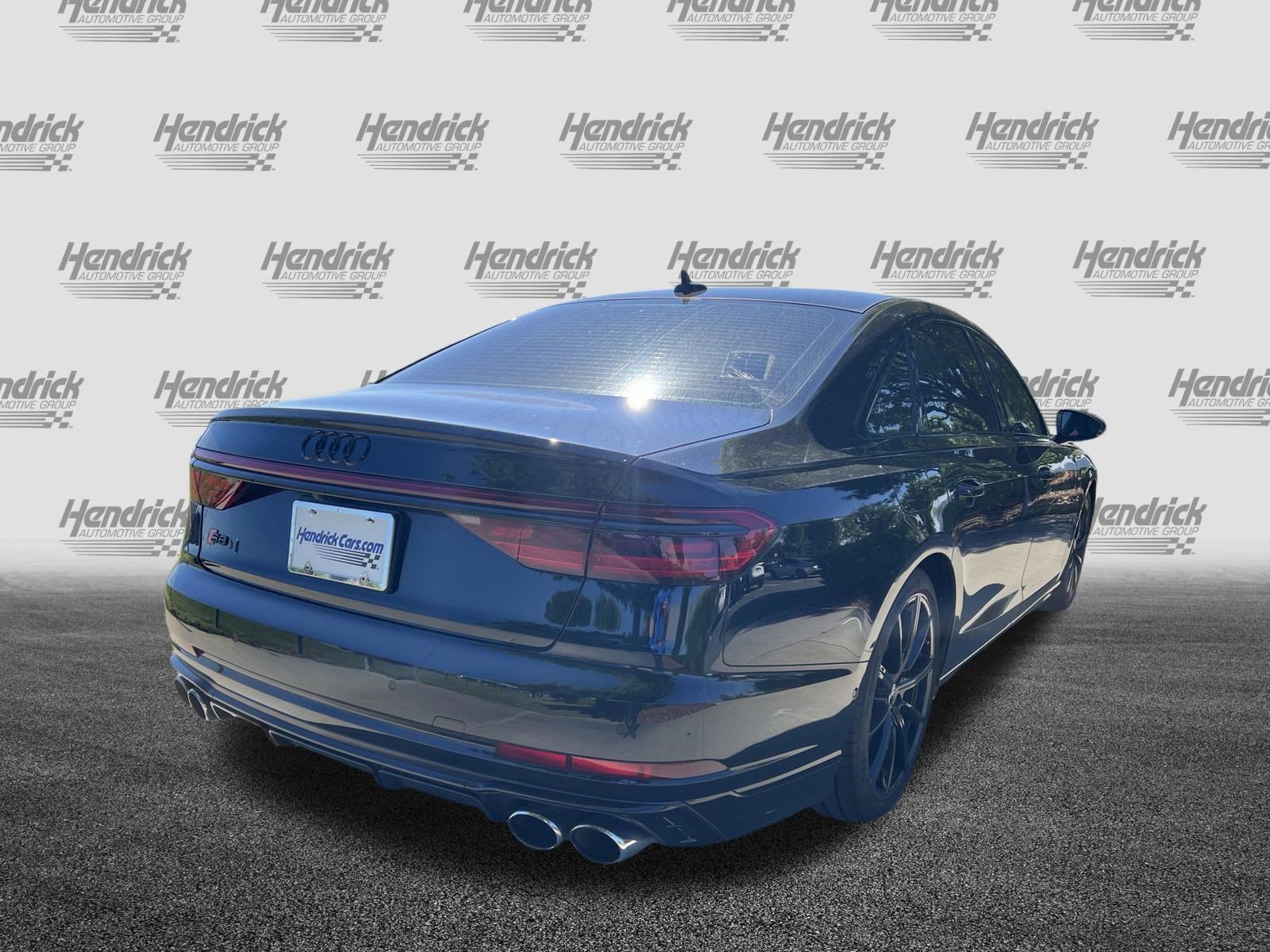 Used 2023 Audi S8 AWD/4WD image 10