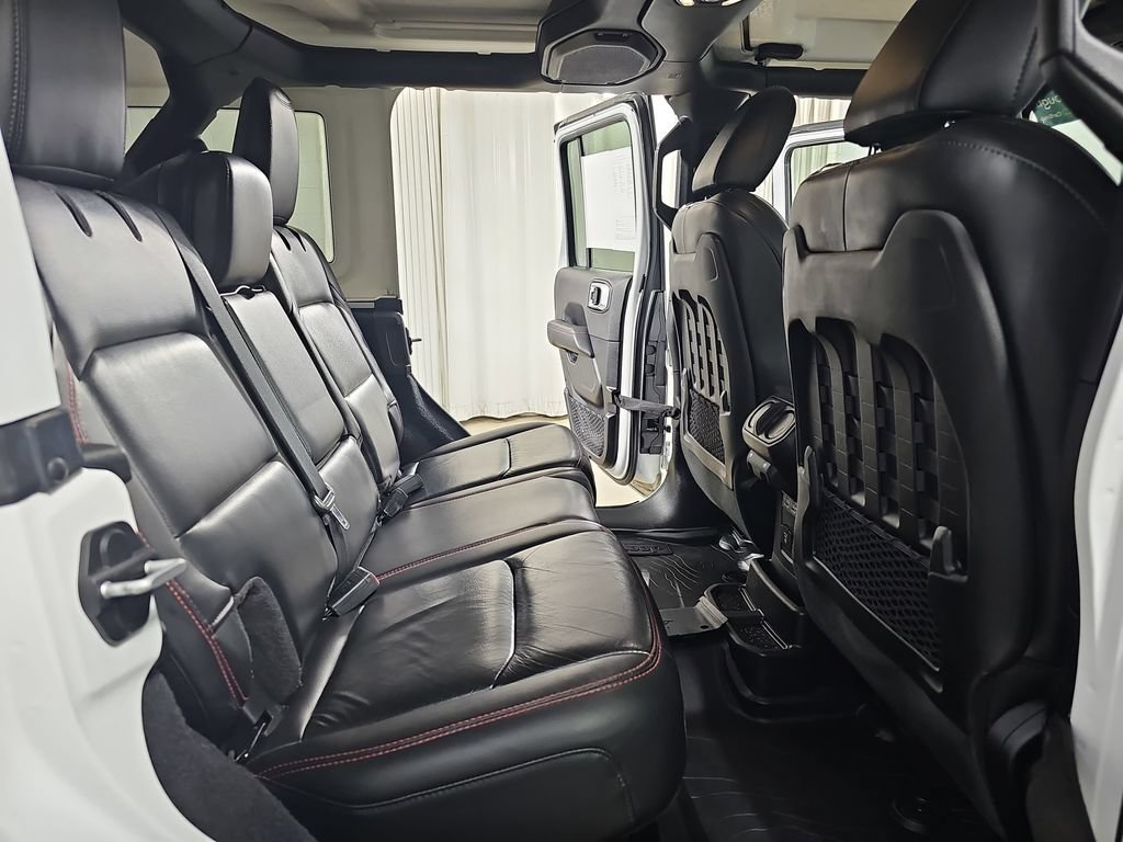 Used 2020 Jeep Wrangler Unlimited Rubicon w/ Uconnect 4C Nav & Sound Group AWD/4WD image 14