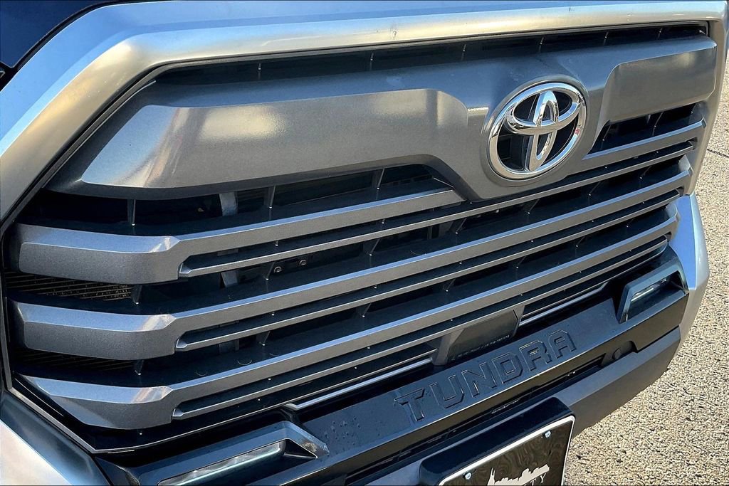 Used 2022 Toyota Tundra Limited image 34