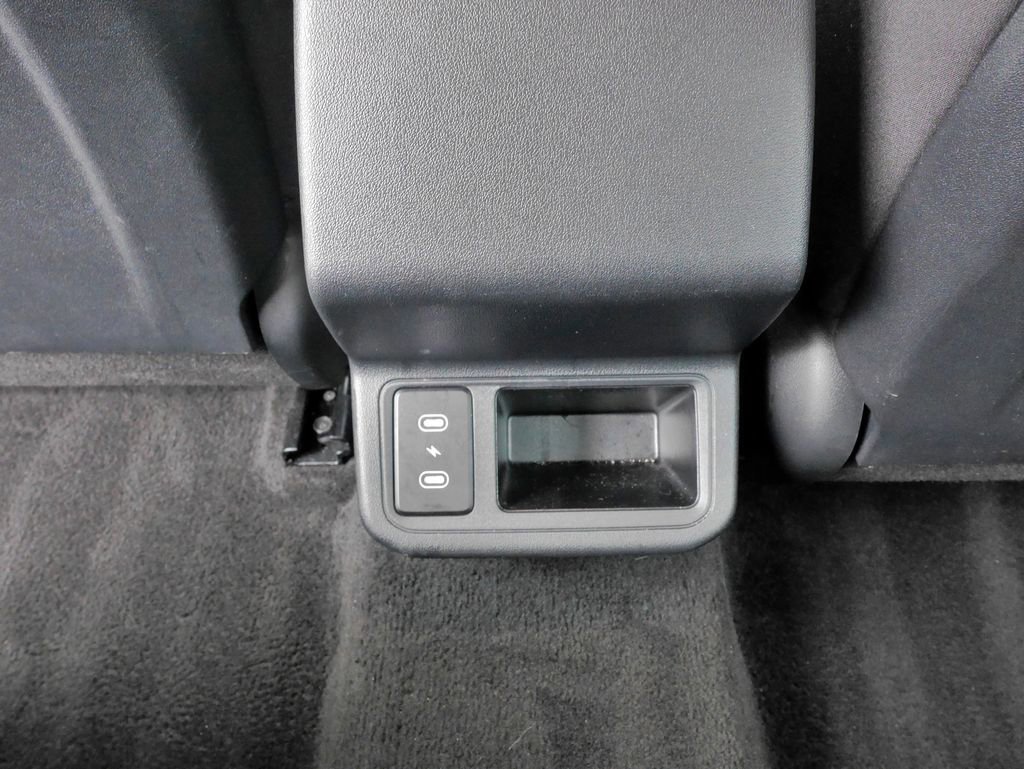 Used 2025 Kia K4 LXS image 19