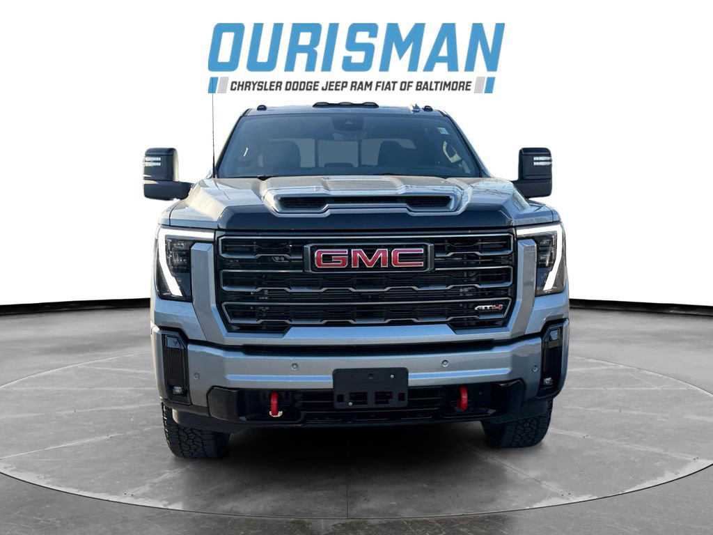 Used 2025 GMC Sierra 2500 AT4 w/ Technology Package image 8