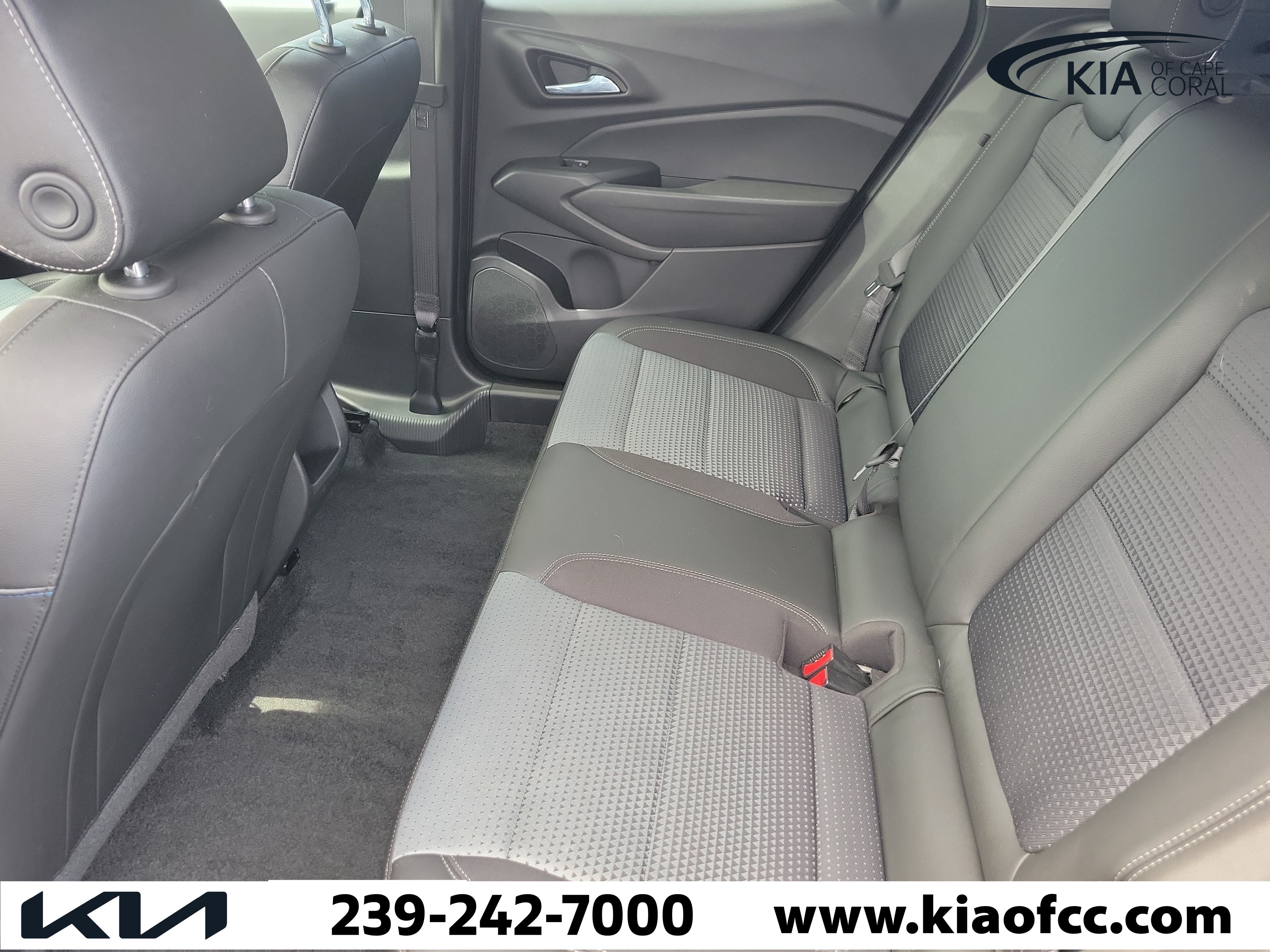 Used 2025 Chevrolet Trax LT w/ Driver Confidence Package FWD image 12