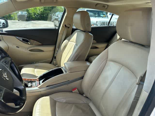 Used 2011 Buick LaCrosse CXL FWD image 3
