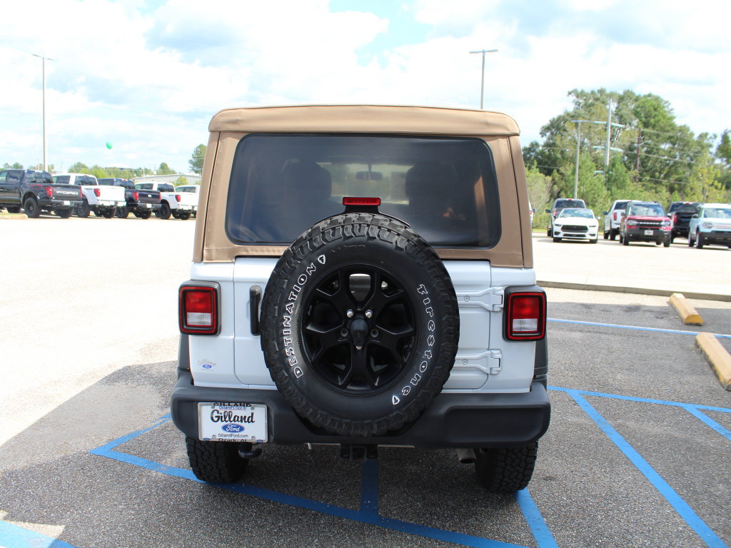 Used 2021 Jeep Wrangler Unlimited Sport AWD/4WD image 6