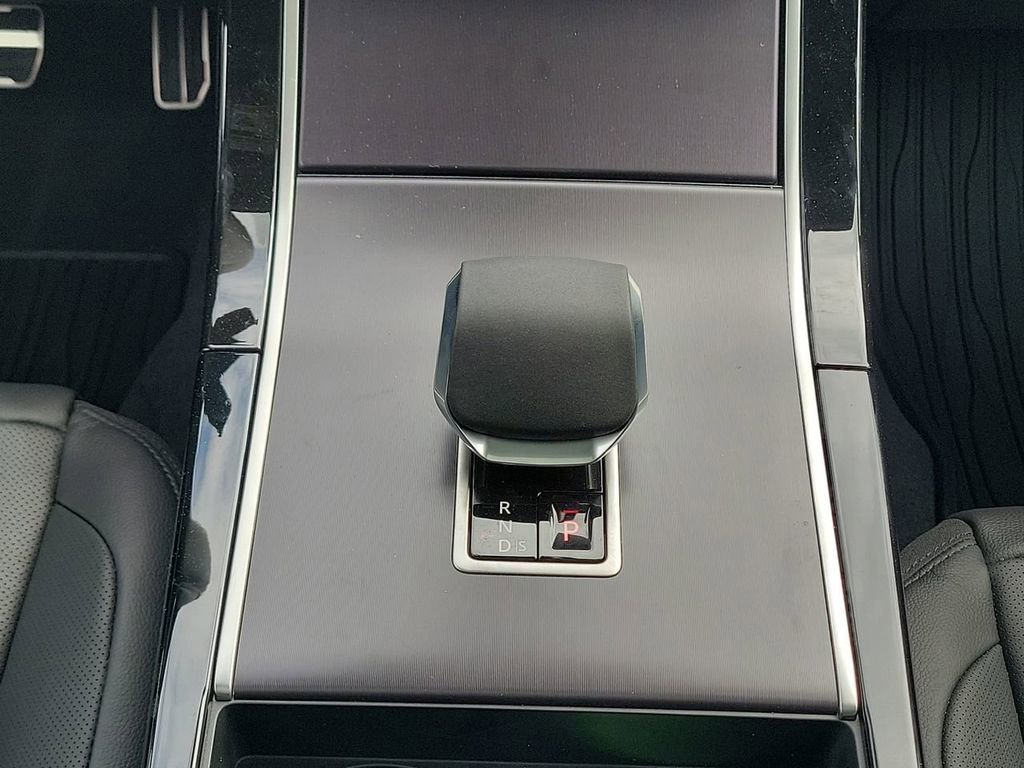 New 2026 Land Rover Range Rover Velar Dynamic SE AWD/4WD image 20