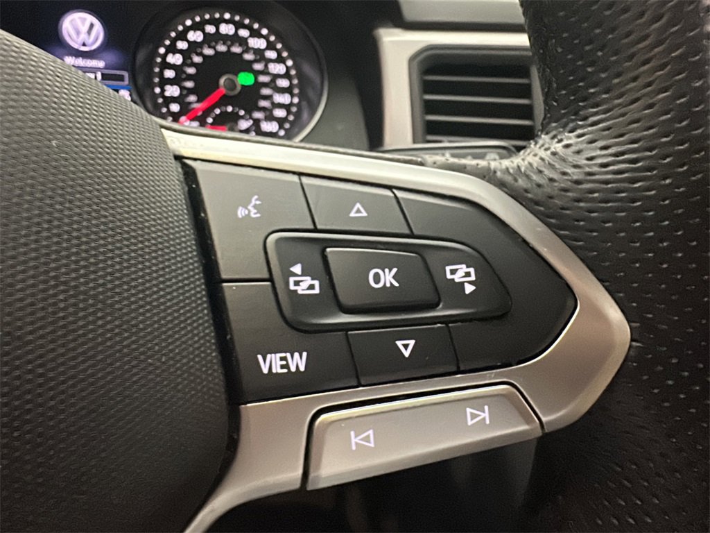 Used 2020 Volkswagen Atlas Cross Sport SE w/ Panoramic Sunroof Package image 21