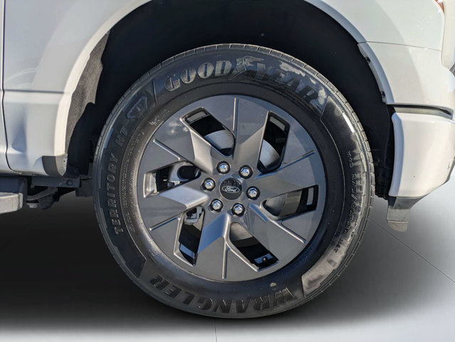 Used 2024 Ford F150 Lightning Flash AWD/4WD image 10