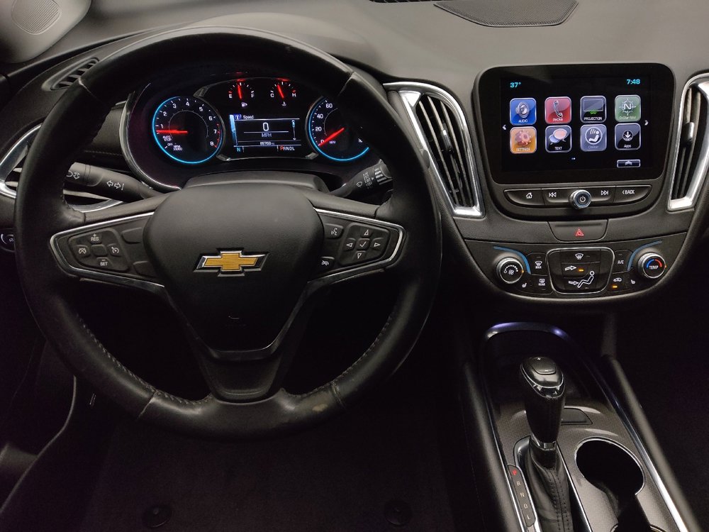 Used 2017 Chevrolet Malibu LT w/ Leather Package image 22