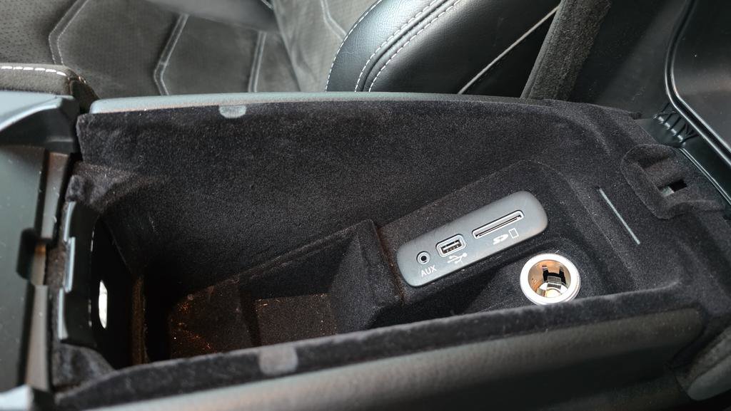 Used 2018 Maserati GranTurismo Sport image 44