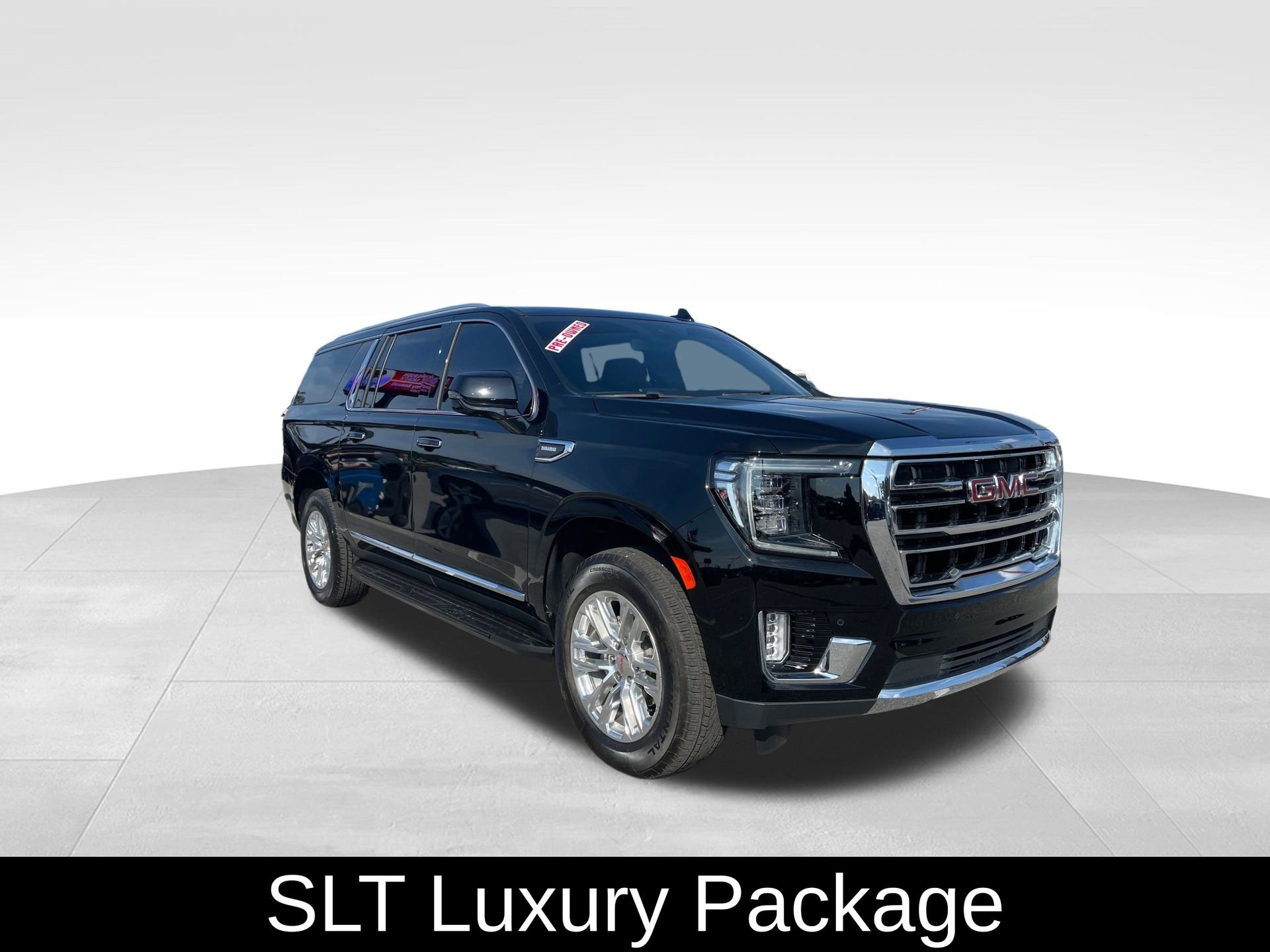 Used 2024 GMC Yukon XL SLT w/ SLT Luxury Package image 3