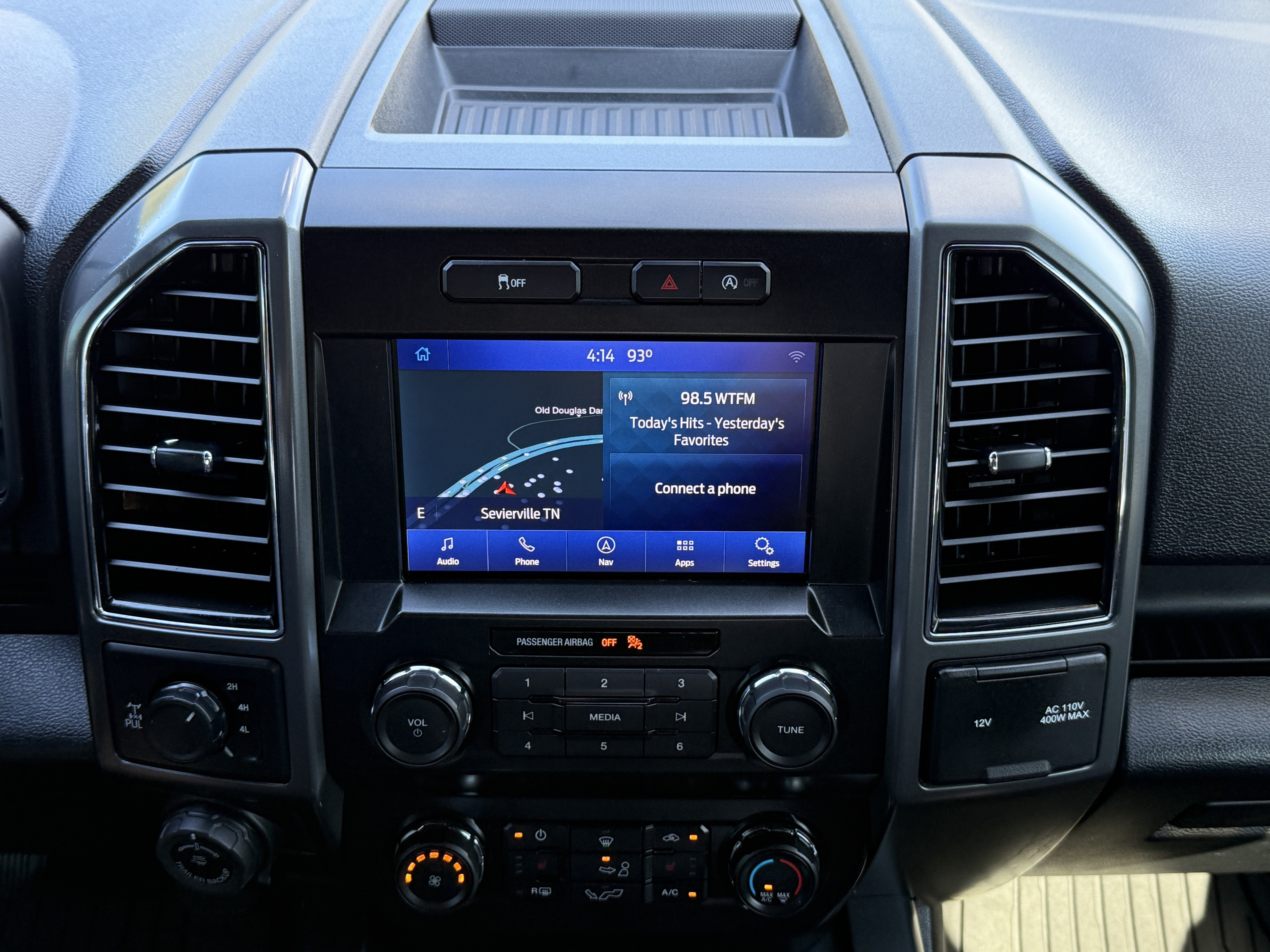 Used 2020 Ford F150 XLT w/ Equipment Group 302A Luxury AWD/4WD image 27