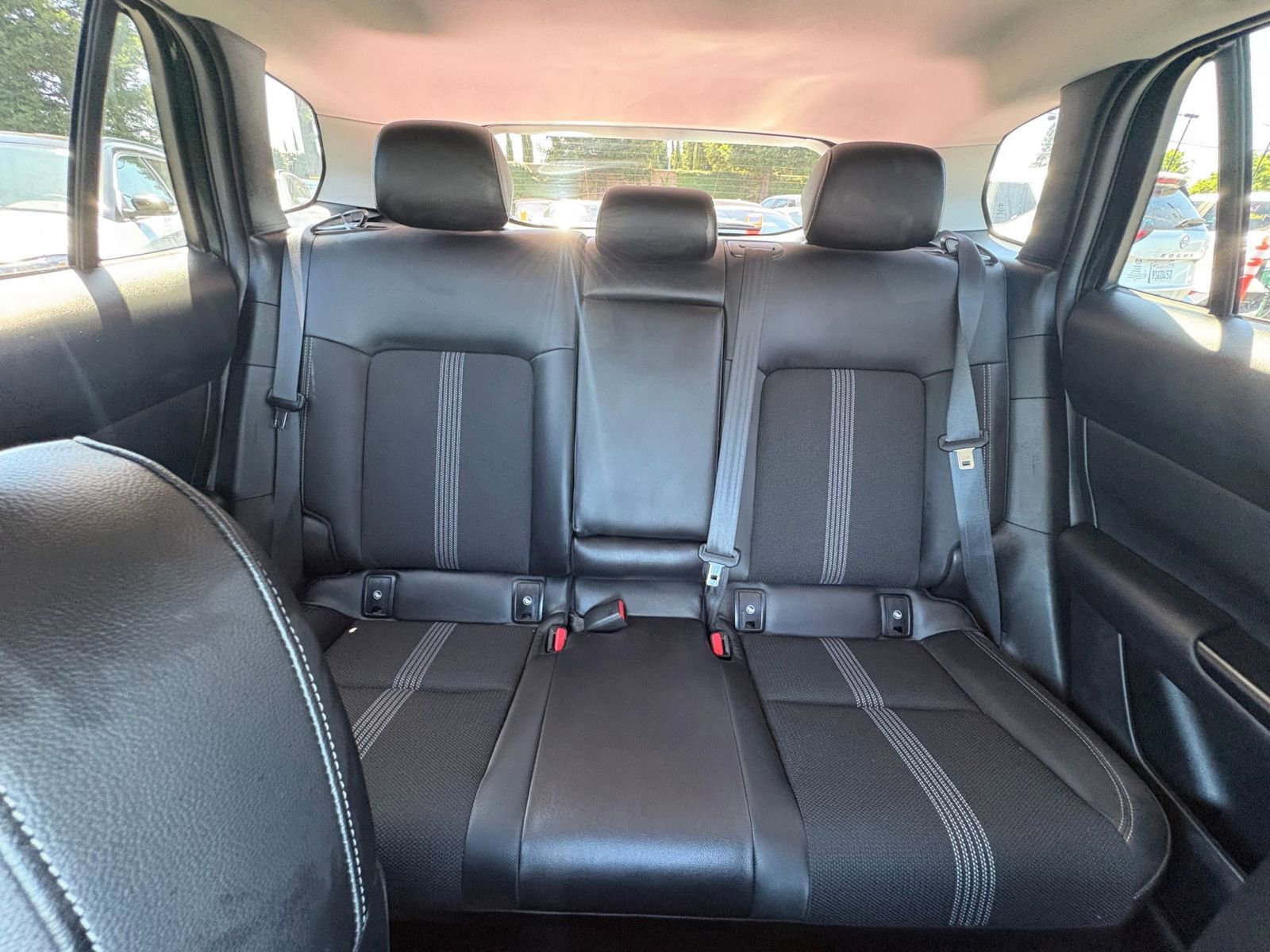 Used 2025 MAZDA CX-50 AWD 2.5 S w/ Premium Package image 41