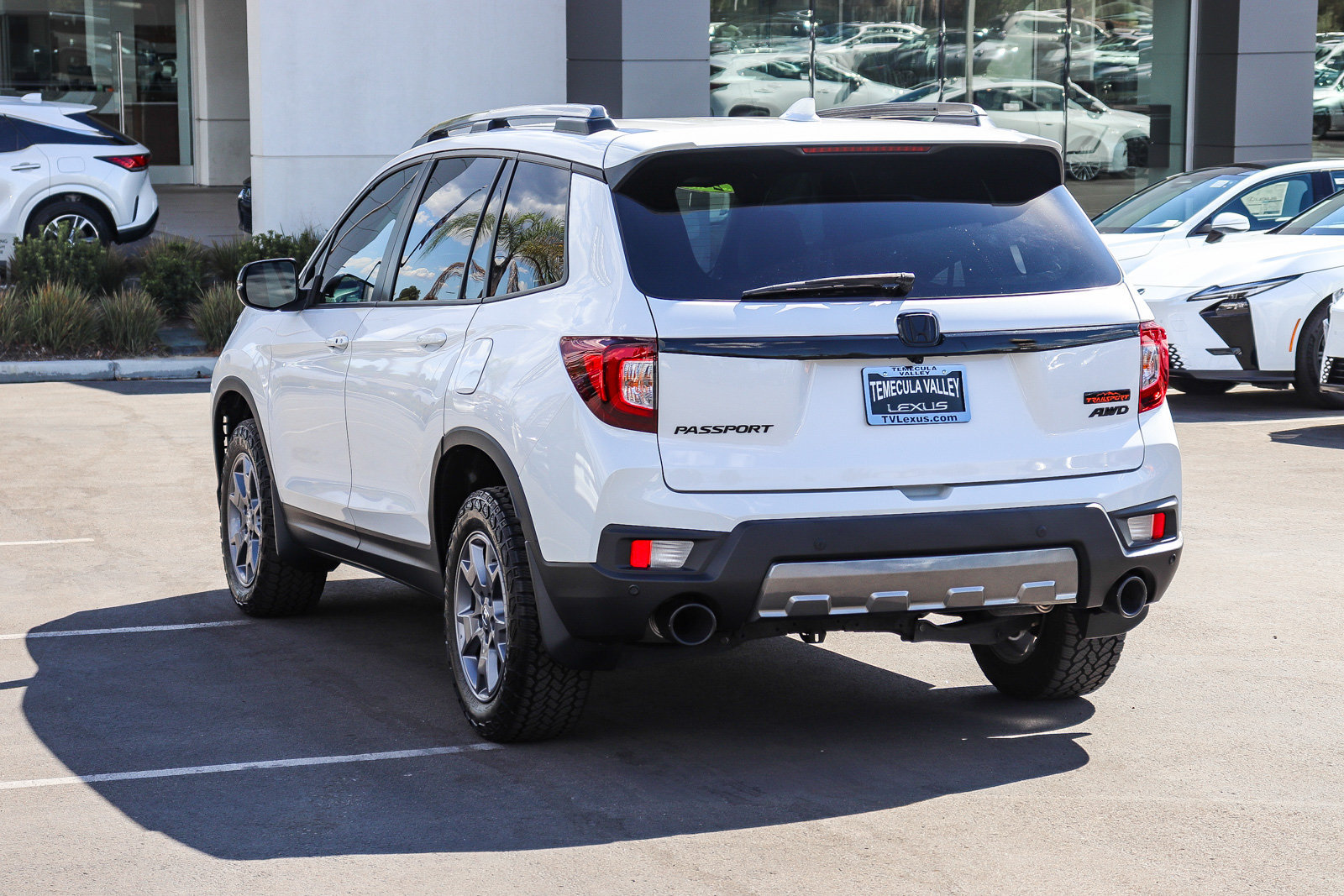 Used 2024 Honda Passport TrailSport image 4