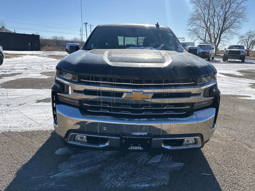 Used 2019 Chevrolet Silverado 1500 LTZ w/ LTZ Plus Package AWD/4WD image 17