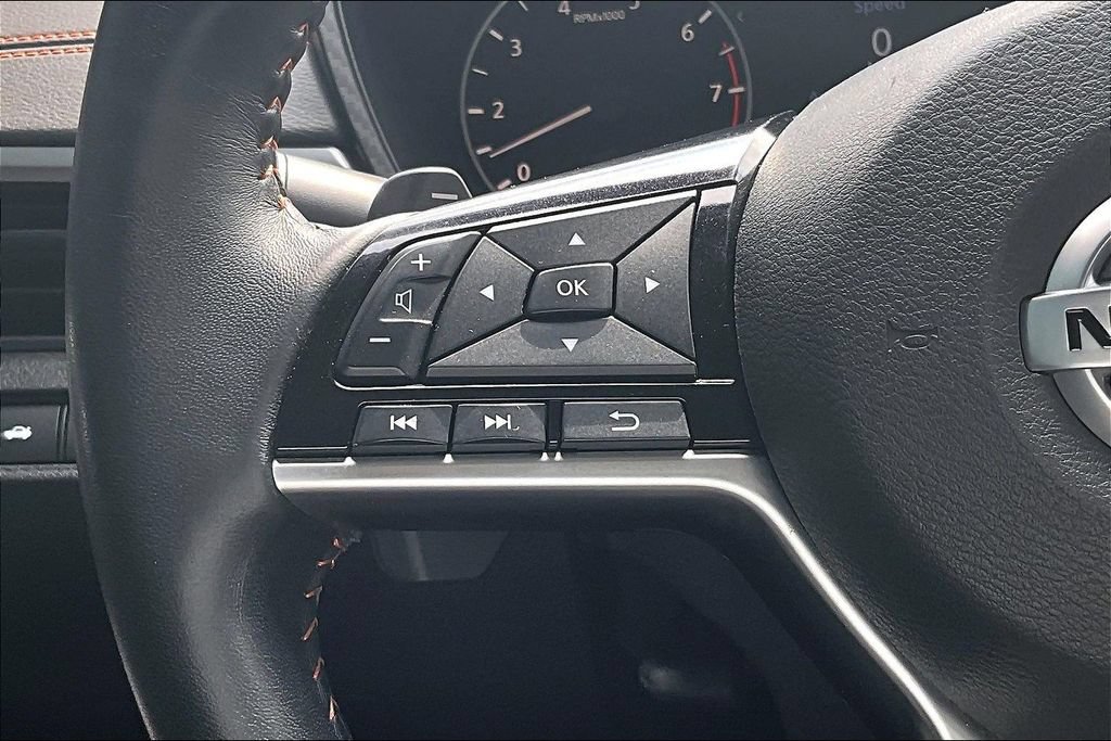 Used 2020 Nissan Altima 2.5 SR w/ Premium Package FWD image 17