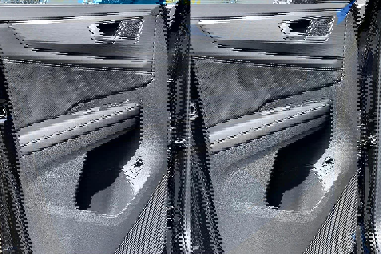 New 2026 Volkswagen Atlas Cross Sport SE image 10