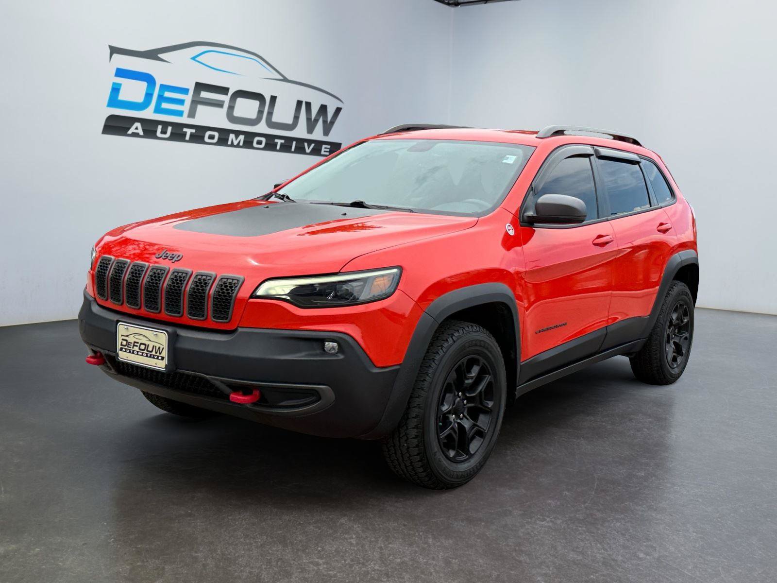 Used 2021 Jeep Cherokee Trailhawk w/ Comfort & Convenience Group AWD/4WD image 7