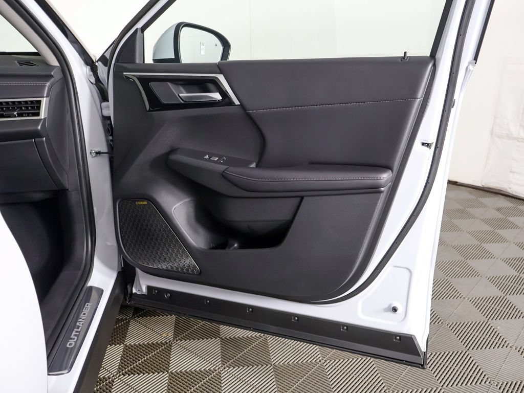 New 2026 Mitsubishi Outlander SE AWD/4WD image 26