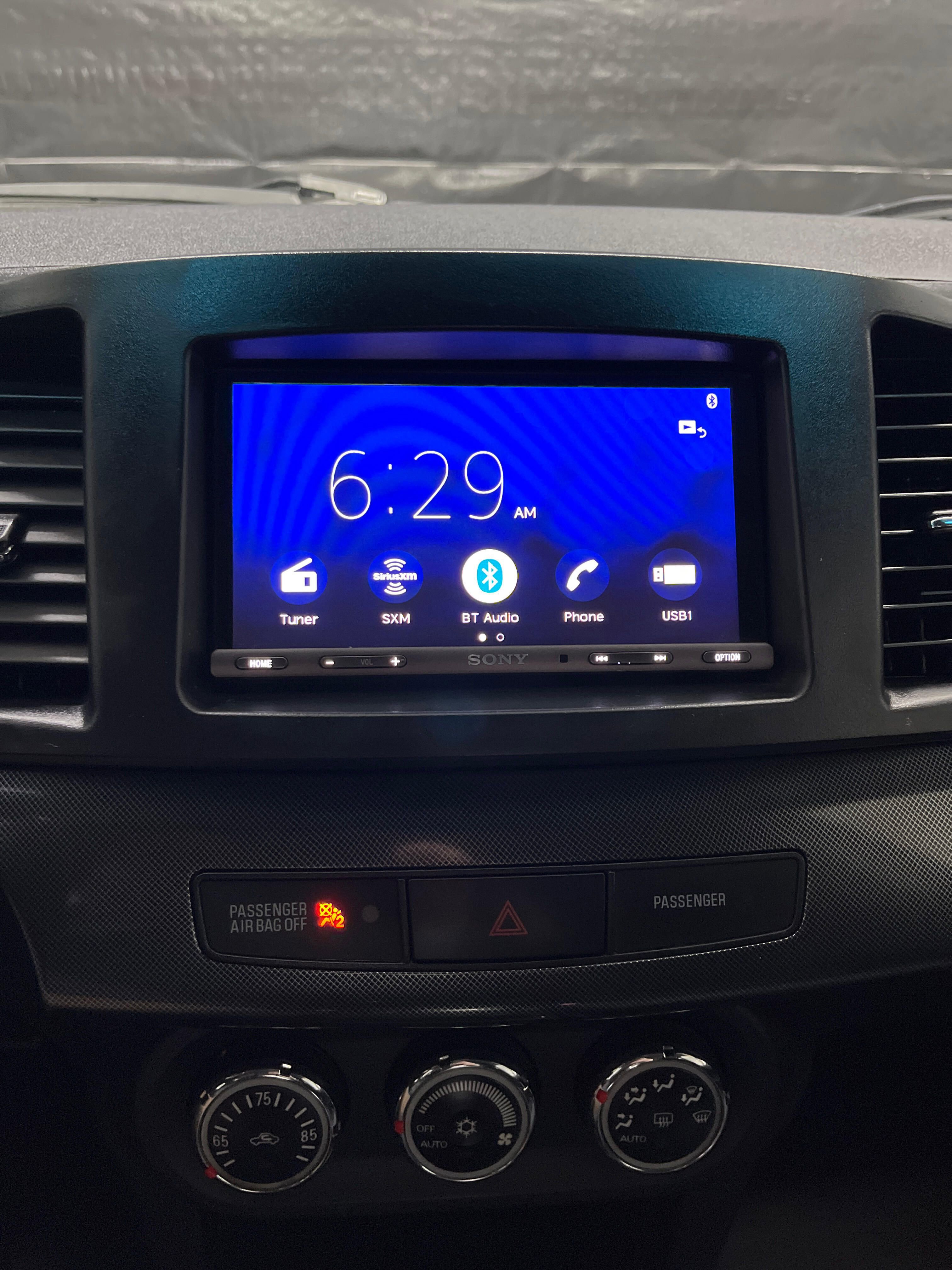 Used 2010 Mitsubishi Lancer Evolution GSR image 13