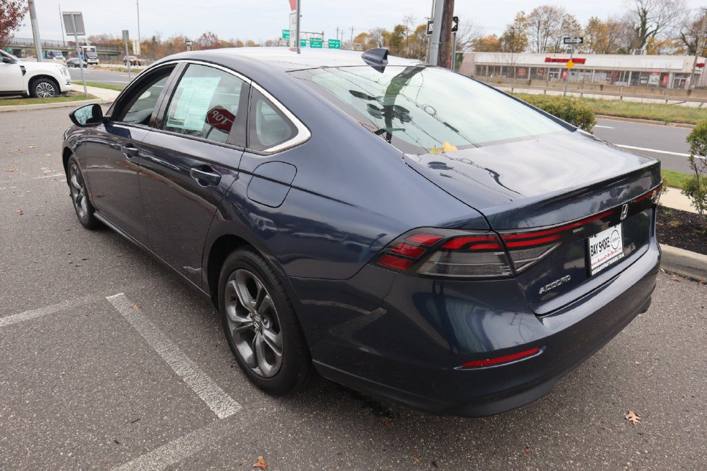 Used 2023 Honda Accord EX image 8