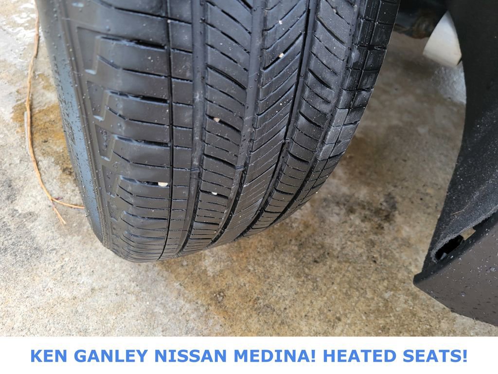 Used 2023 Chevrolet Equinox LT image 19