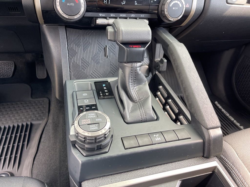 Used 2024 Toyota Tacoma TRD Off-Road AWD/4WD image 15