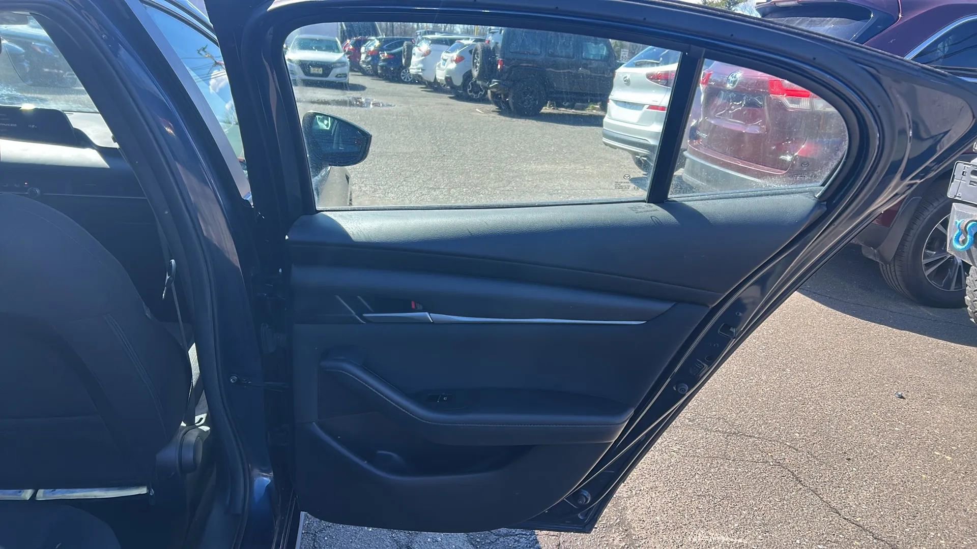 Used 2022 MAZDA MAZDA3 2.0 Sedan 4D image 14