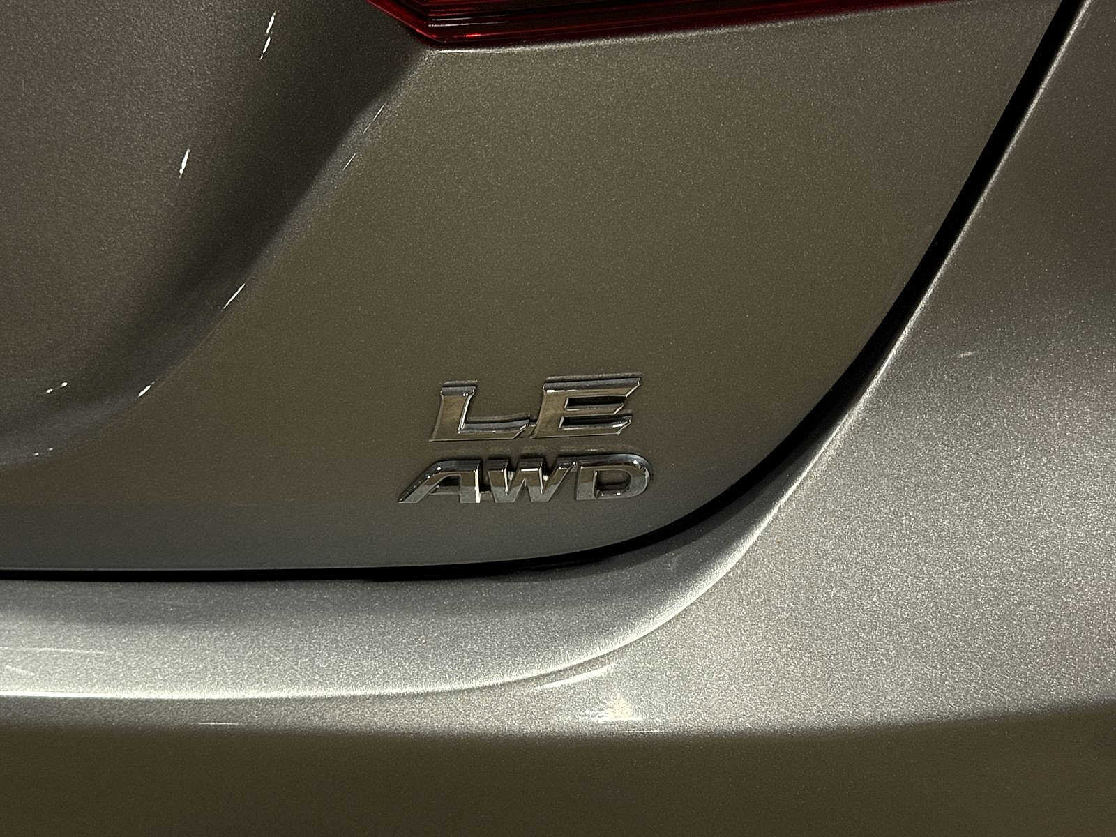 Used 2021 Toyota Camry LE image 26