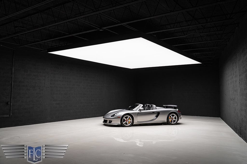 Used 2005 Porsche Carrera GT RWD image 30