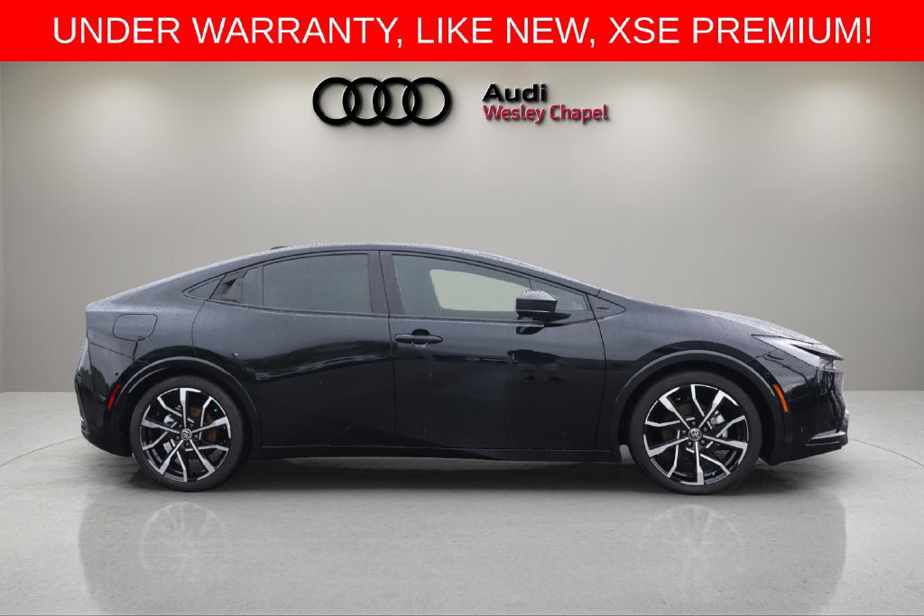 Used 2026 Toyota Prius Plug-In Hybrid w/ Limited Premium Package FWD image 6