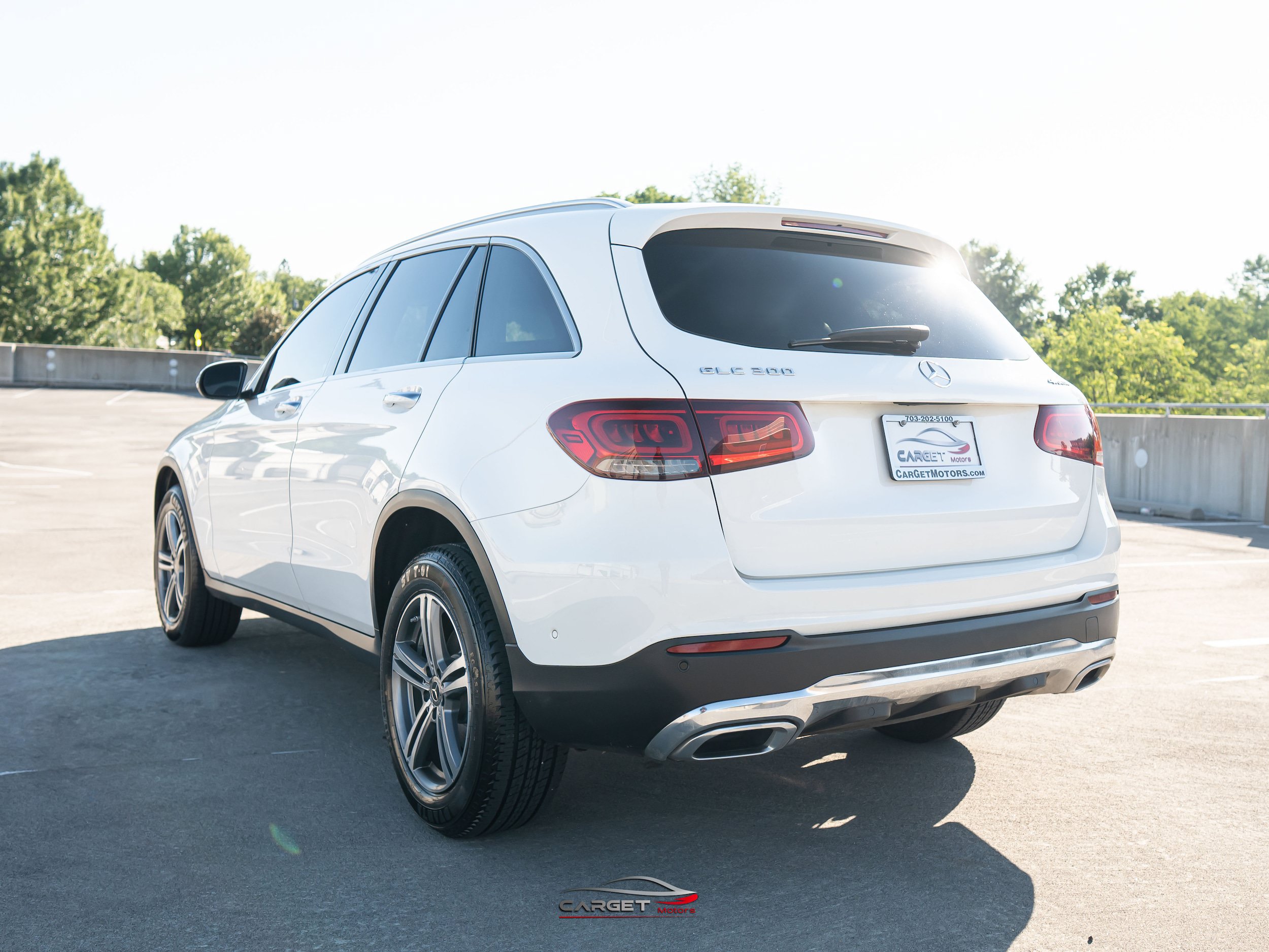 Used 2022 Mercedes-Benz GLC 300 4MATIC w/ Multimedia Package Lite image 5