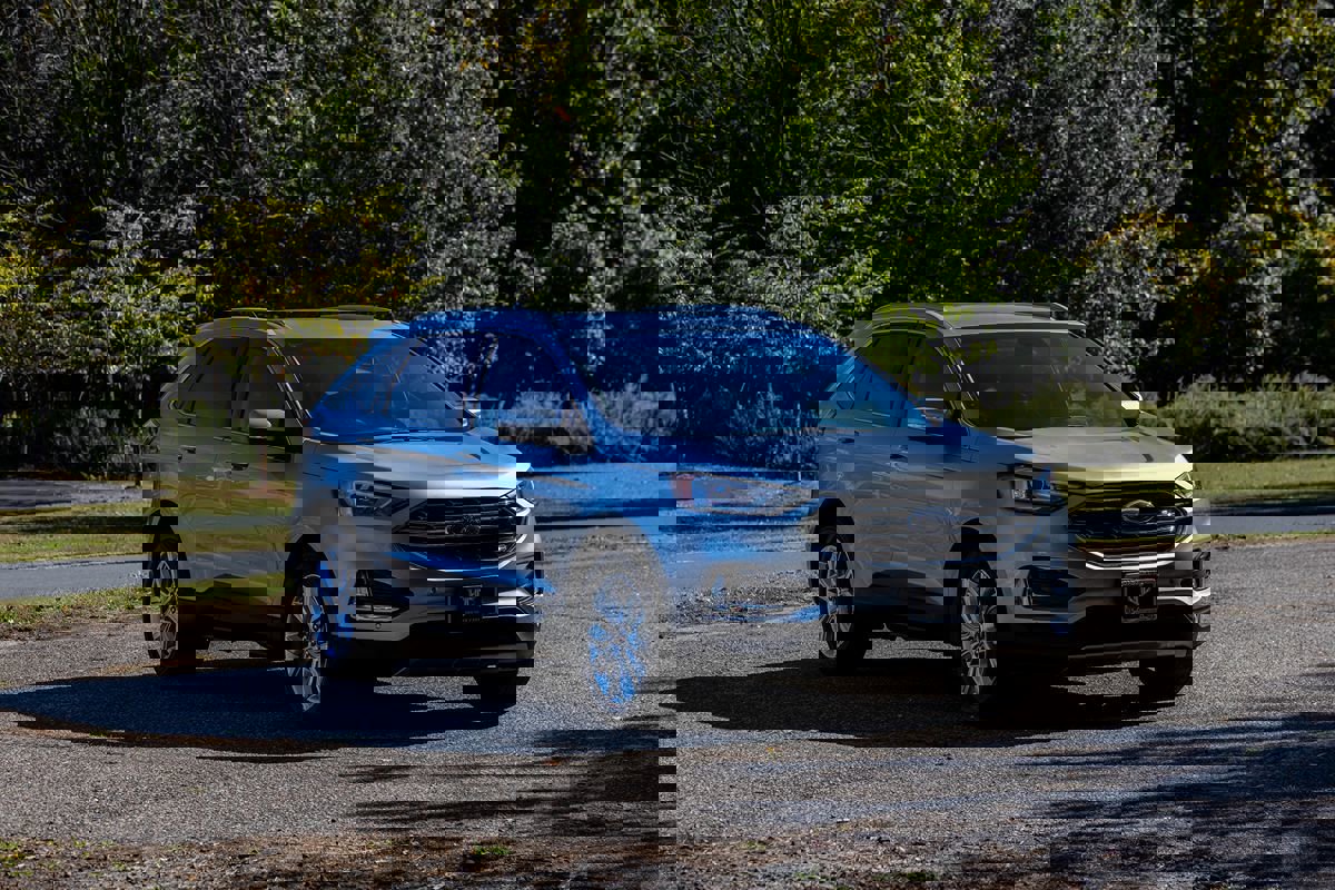 Used 2020 Ford Edge Titanium w/ Cargo Accessory Package image 2