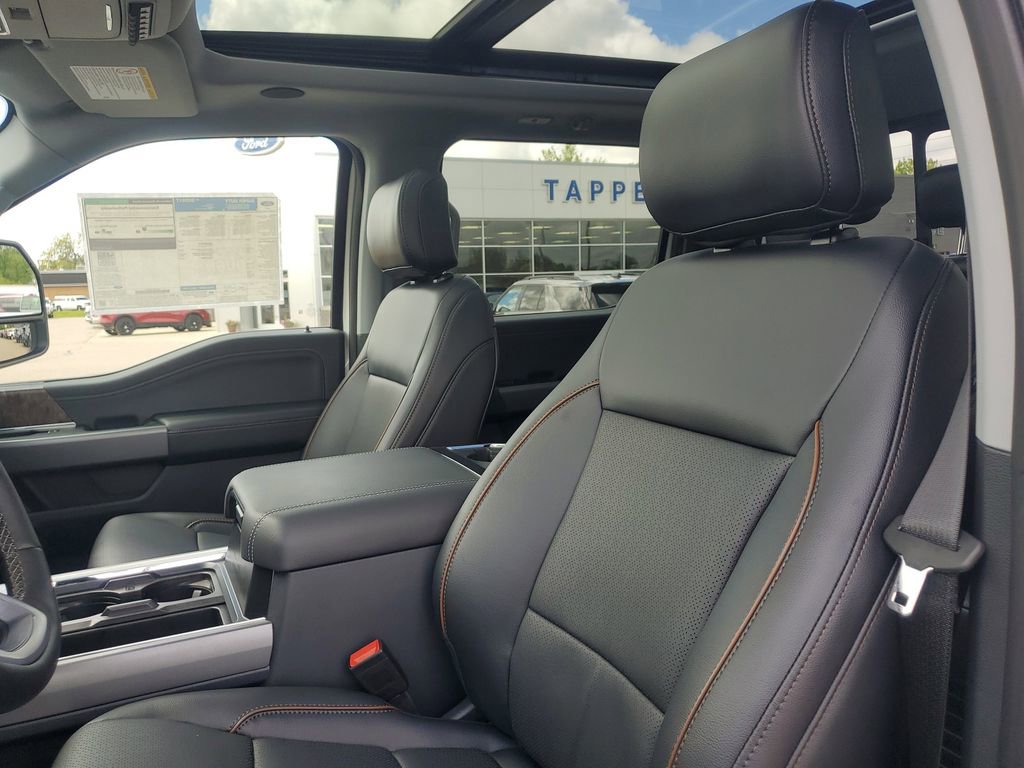 New 2025 Ford F350 Lariat w/ Lariat Ultimate Package image 17