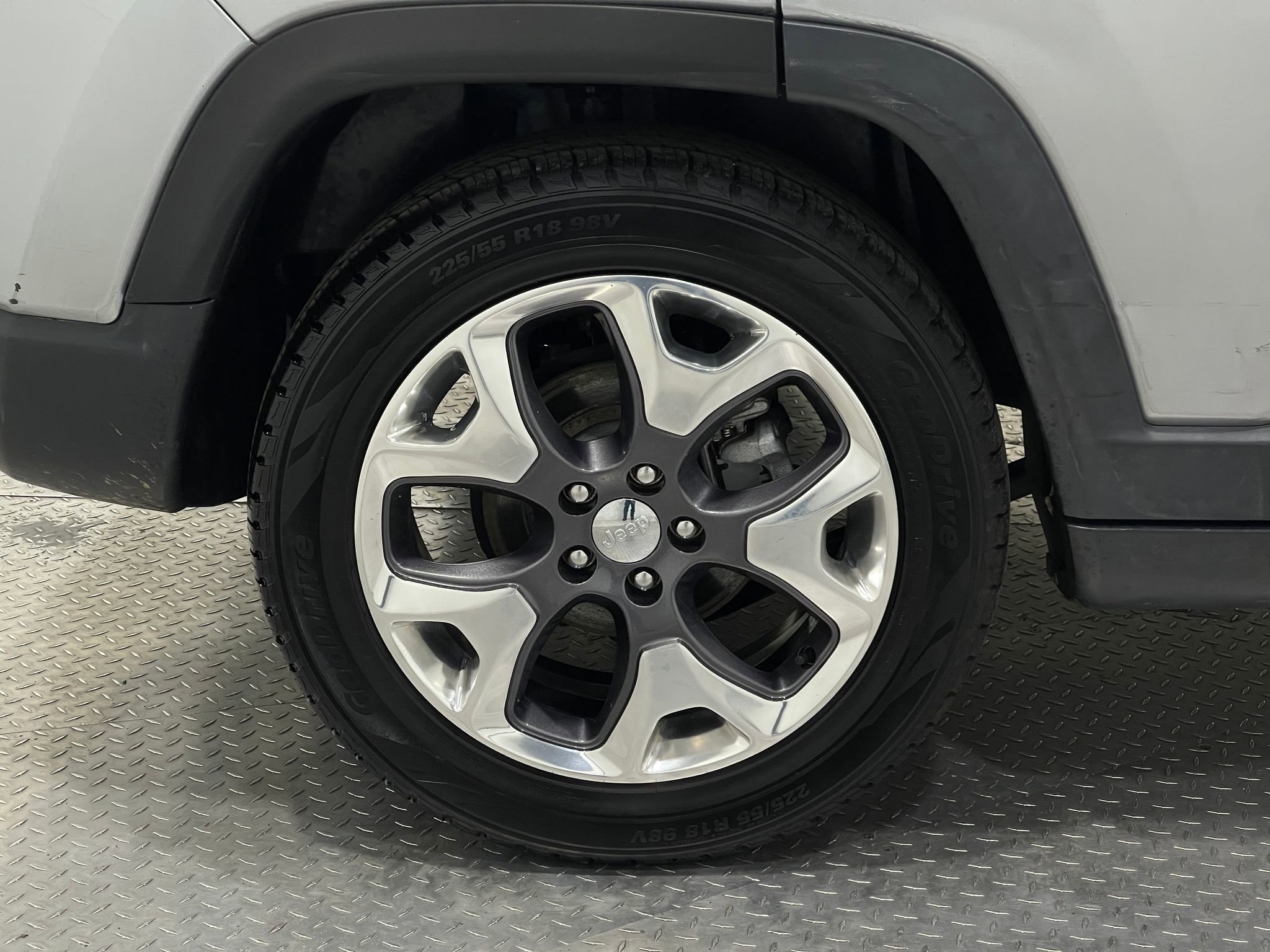 Used 2020 Jeep Compass Limited image 33