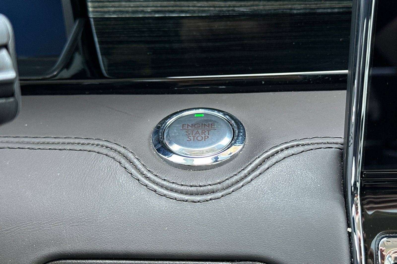 Certified 2023 Lincoln Navigator L Black Label AWD/4WD image 23