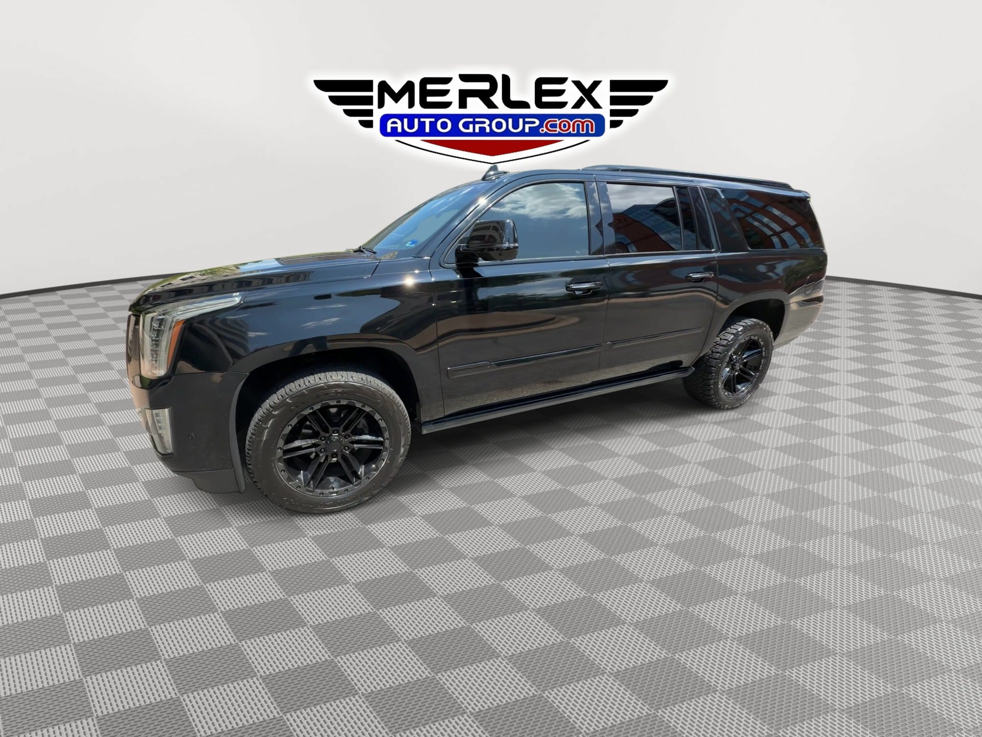 Used 2019 Cadillac Escalade ESV Platinum AWD/4WD image 4