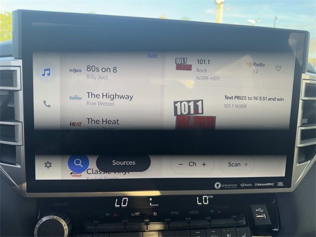 Used 2024 Toyota Tundra Limited image 22