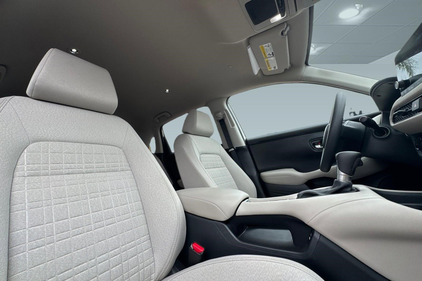 Certified 2025 Honda HR-V LX image 14