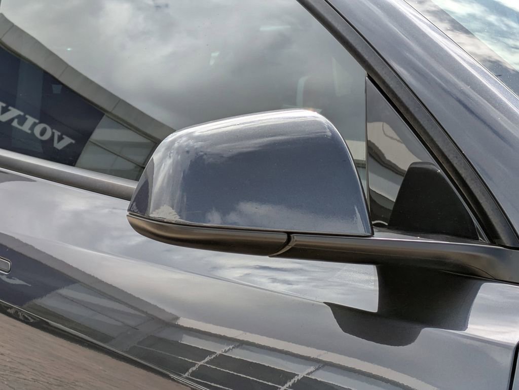 Used 2024 Tesla Model Y Long Range image 12