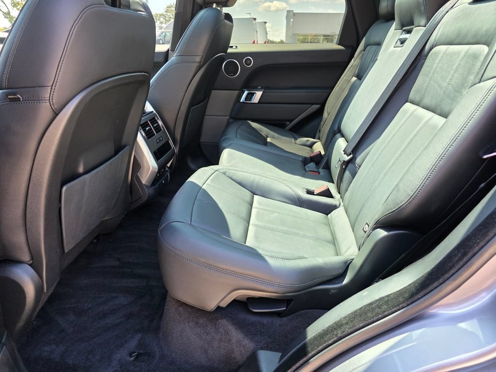Used 2022 Land Rover Range Rover Sport SE AWD/4WD image 18