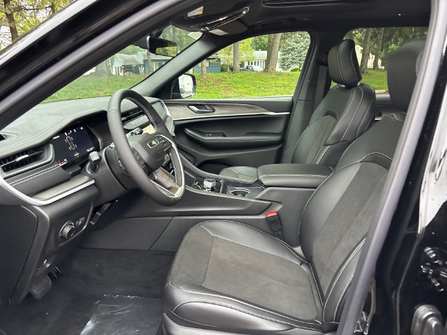New 2027 Jeep Grand Cherokee L 4WD image 6