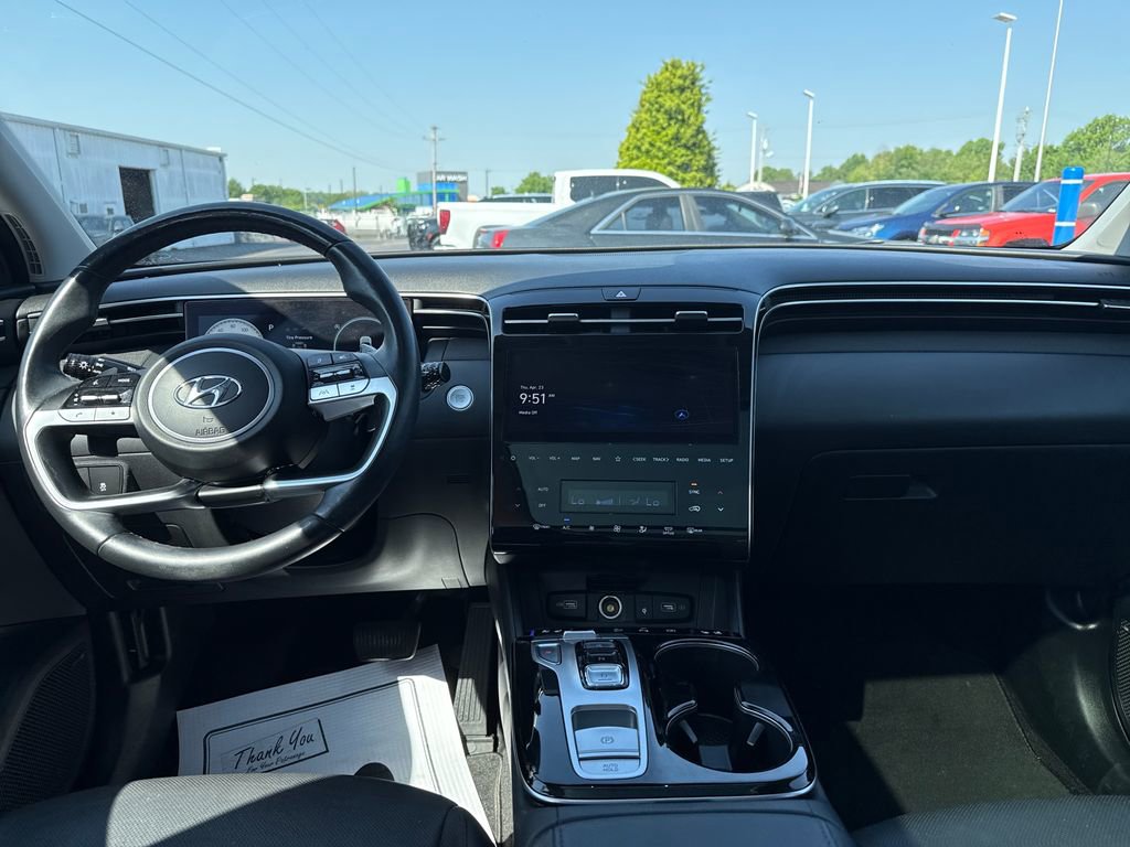 Used 2022 Hyundai Tucson Limited w/ Cargo Package FWD image 15