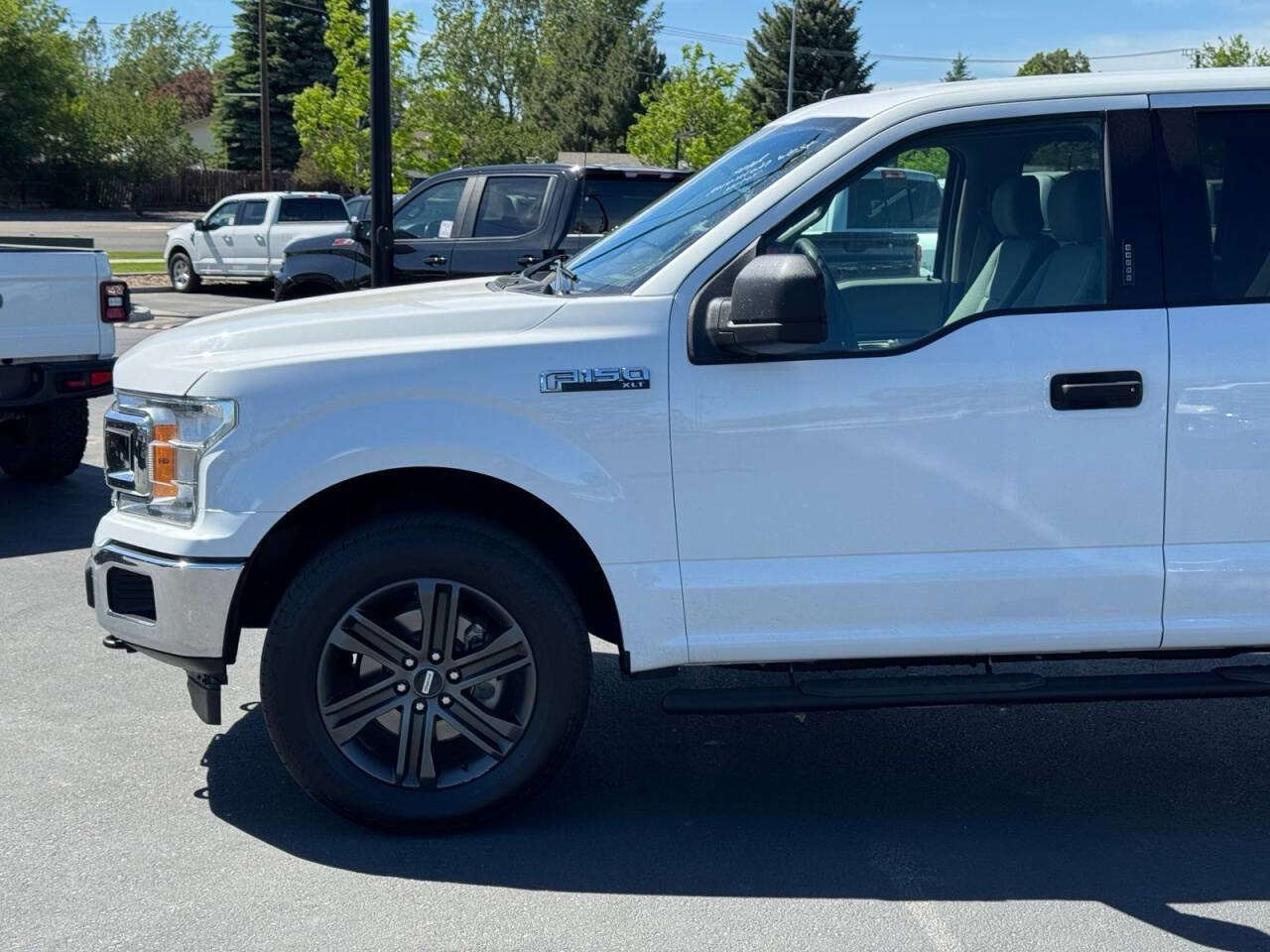 Used 2019 Ford F150 XLT AWD/4WD image 4