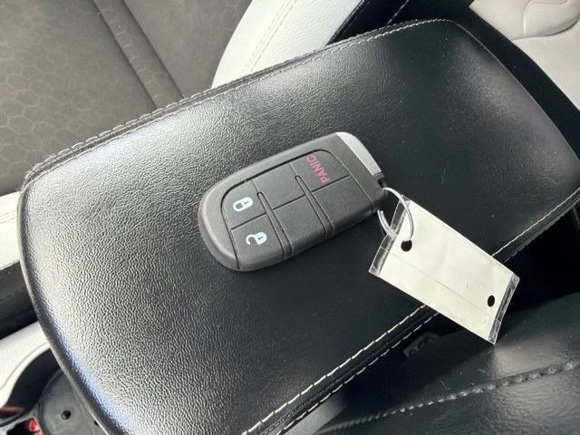 Used 2021 Jeep Compass Latitude w/ Convenience Group FWD image 46