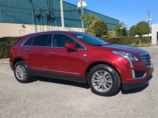 Used 2017 Cadillac XT5 Luxury w/ Driver Awareness Package image 2