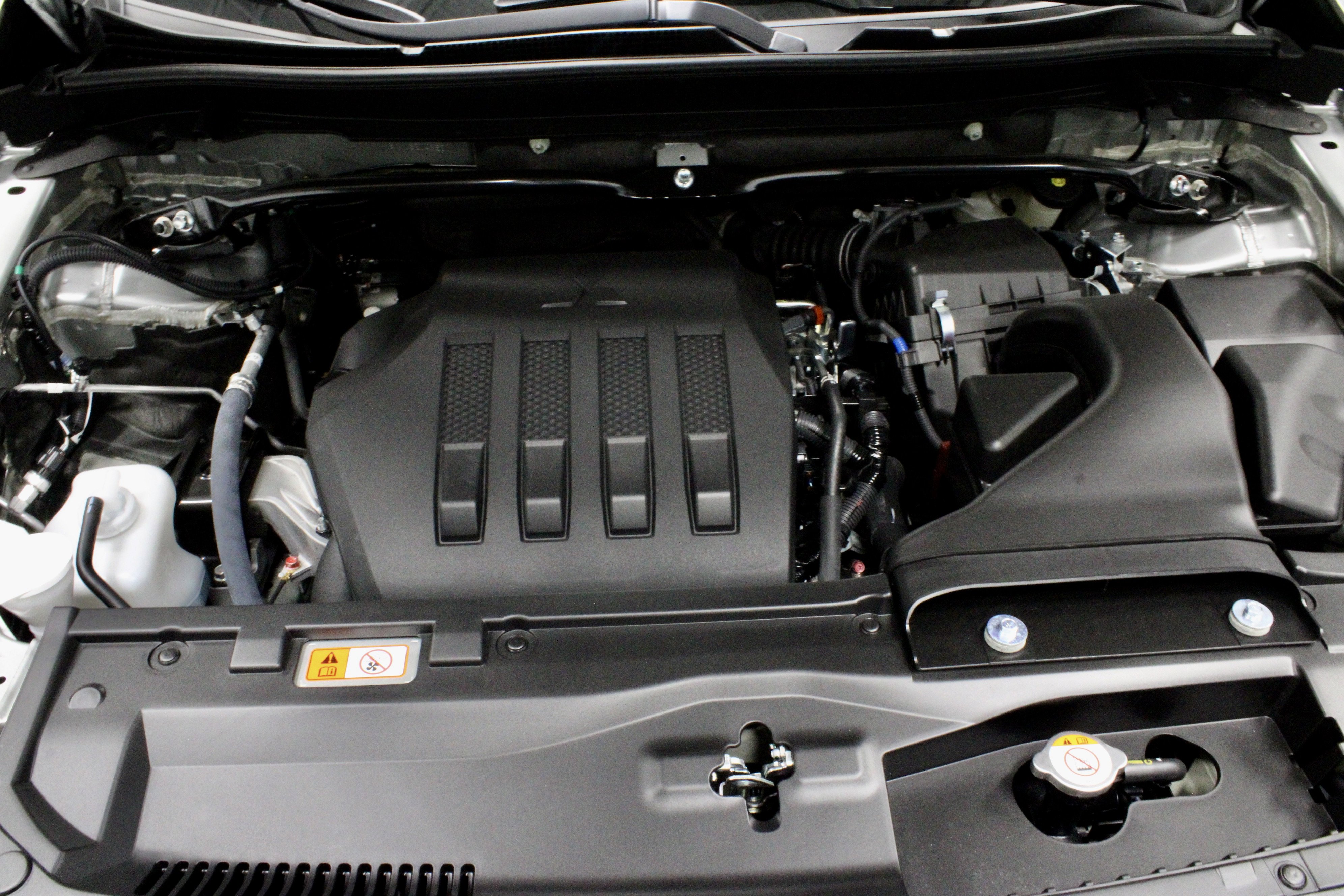 New 2025 Mitsubishi Eclipse Cross LE image 27