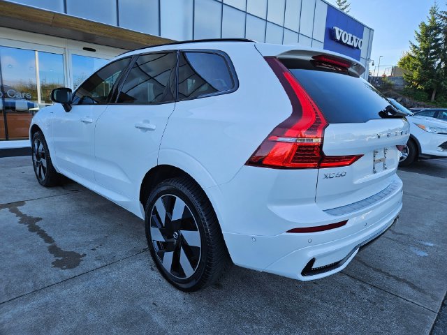 Certified 2024 Volvo XC60 T8 Plus w/ Protection Package Premier AWD/4WD image 7