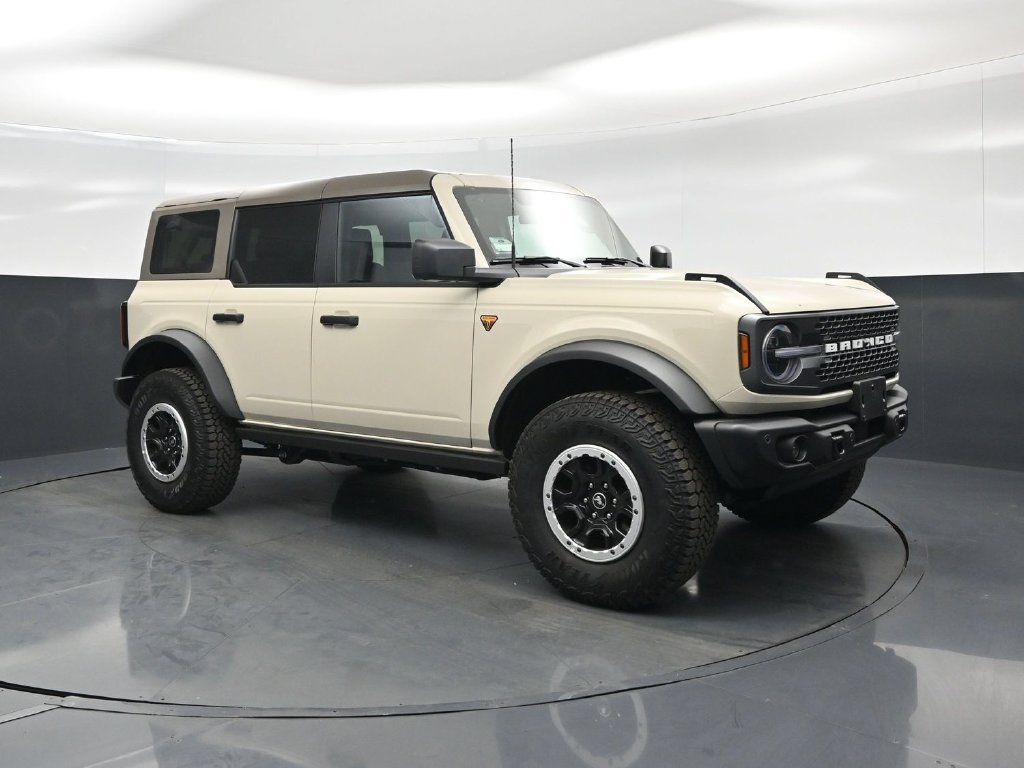 Certified 2026 Ford Bronco Badlands AWD/4WD image 25