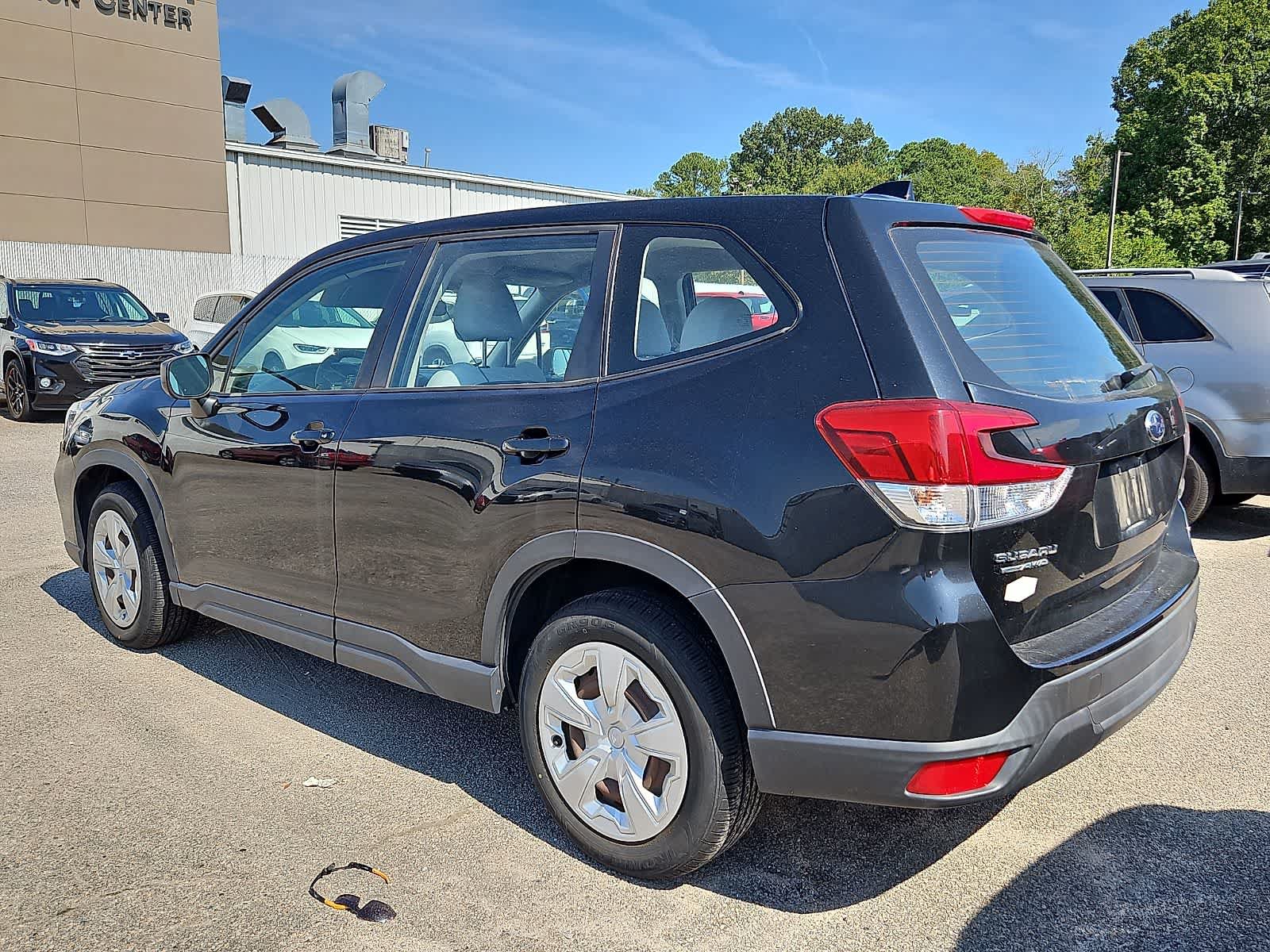 Used 2021 Subaru Forester AWD/4WD image 4